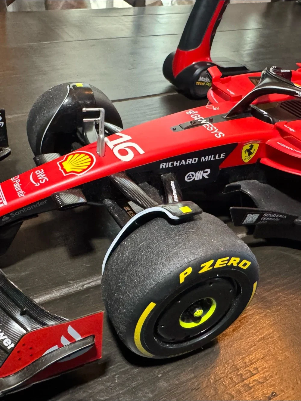 Maisto Tech R/C 1:10 Ferrari SF-23 Formula 1 RC 2.4GHz Electric RTR w charger